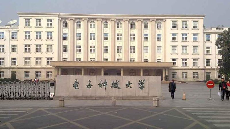 深圳电子代工：揭秘行业“幕后英雄”的选拔标准**
