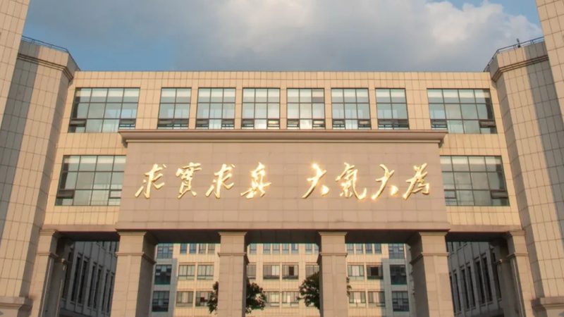 行业背景：电子产品设计的复杂性