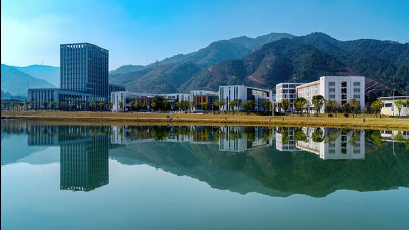 SMT贴片代工：揭秘低价背后的真相