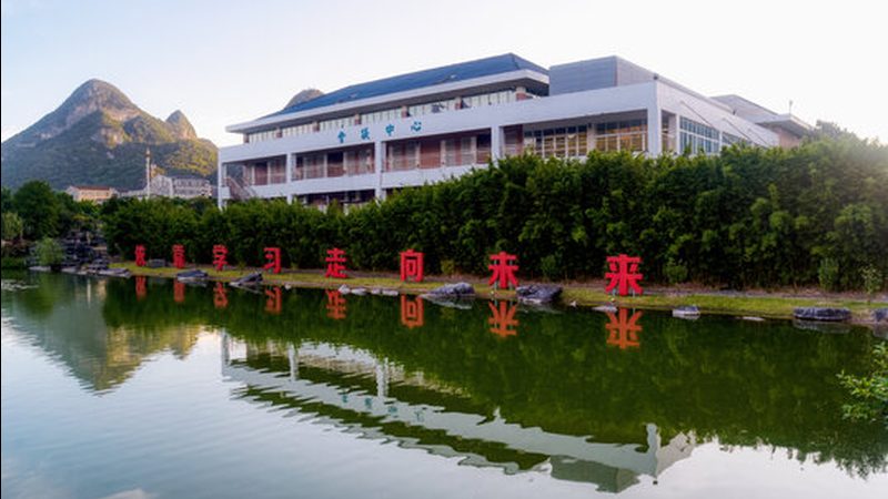 SMT首件检测仪：揭秘其价格背后的技术考量